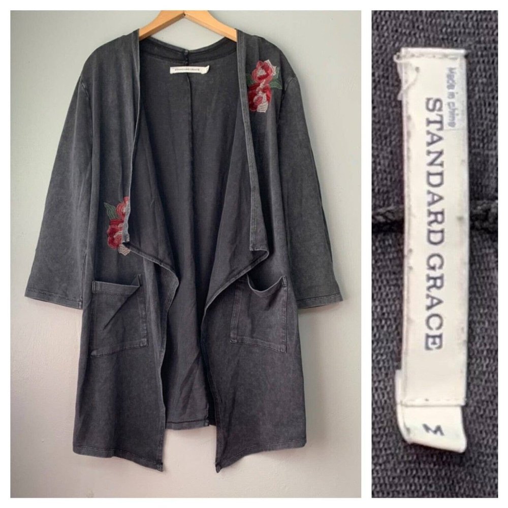 Standard Grace Womens Medium 3/4 Sleeve Knit Pocket Cardigan Embroidered Floral
